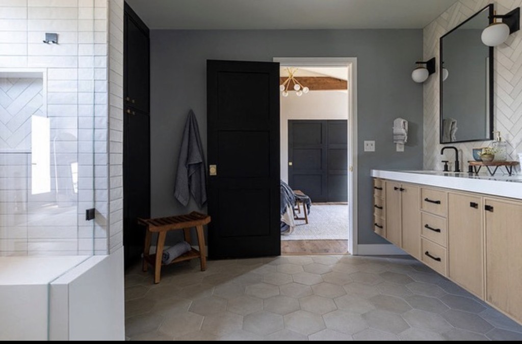 Cabinets construction